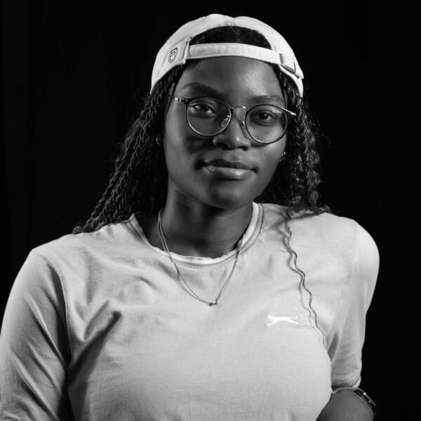 Mel - Graphic Designer